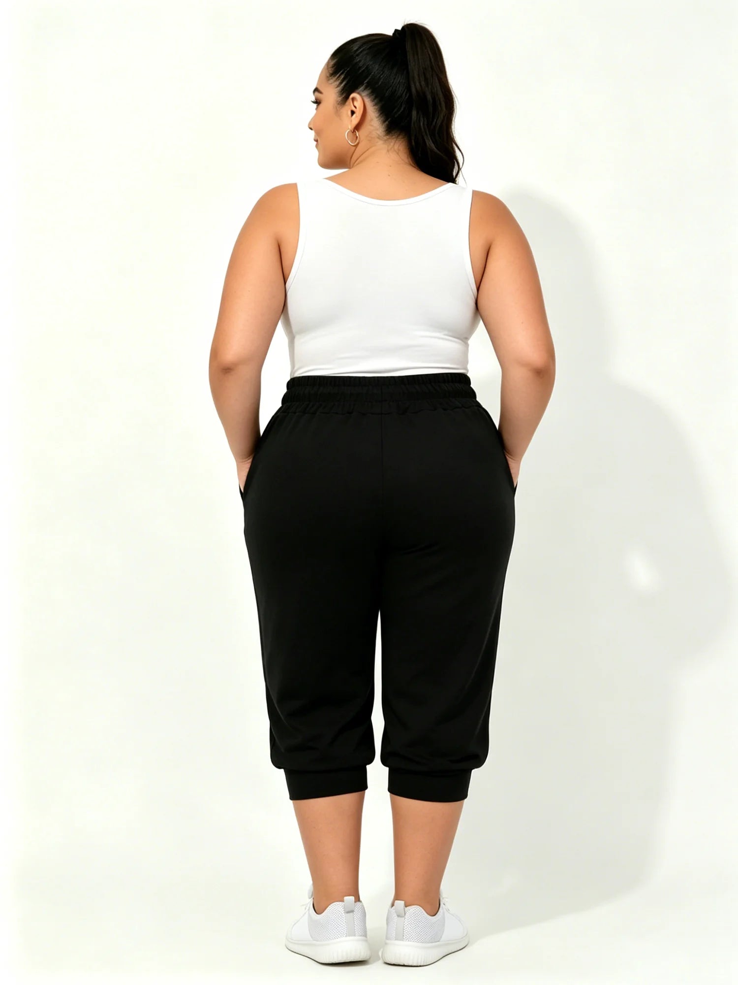 Plus Size Jogger Women's Jogger Track Cuff Sweatpants with Pockets for Yoga, Workout Women's Capri Pocket Sweatpants
