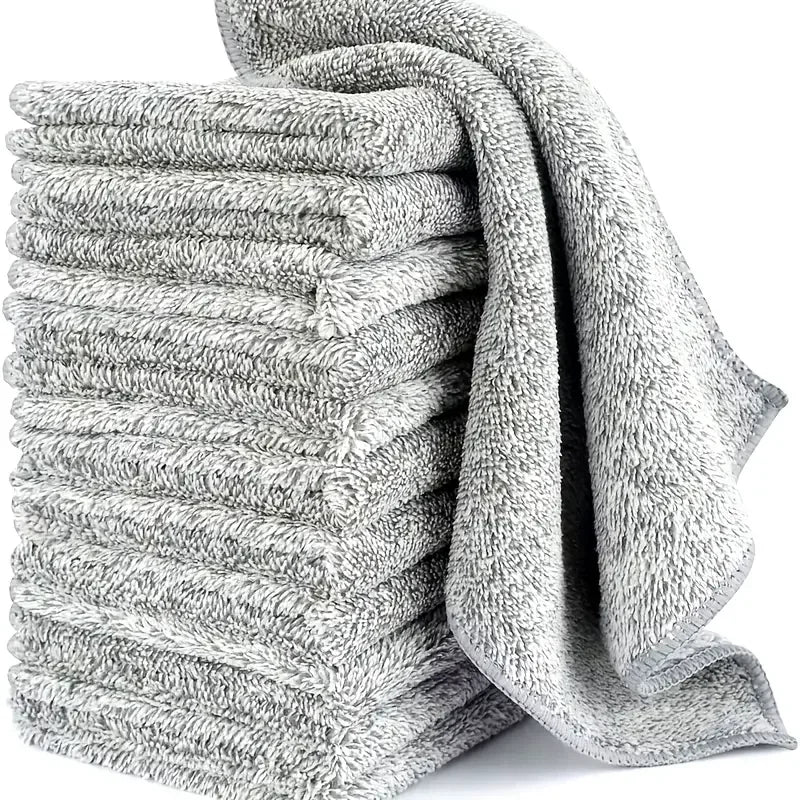 Microfiber Cleaning Cloths – Lint-Free & Reusable