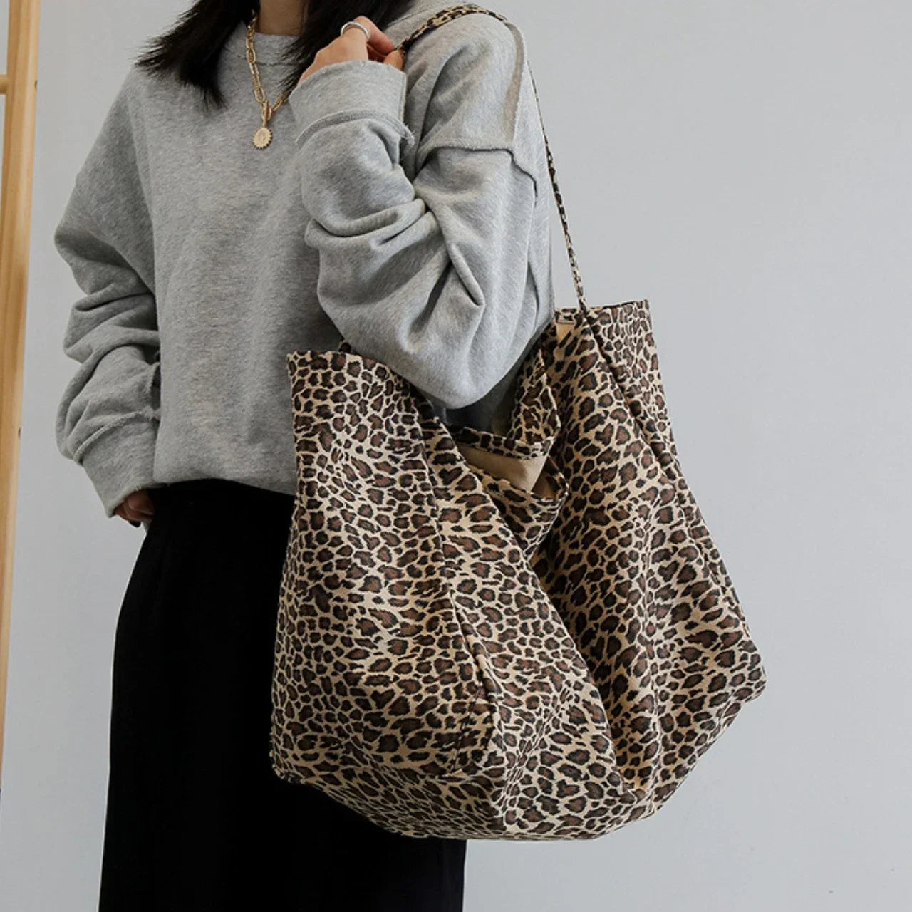 Women's Shopping Handbag Fashion Leopard Pattern Crossbody Bag Large Capacity Shoulder Bag Simple Canvas Female Bags Сумка