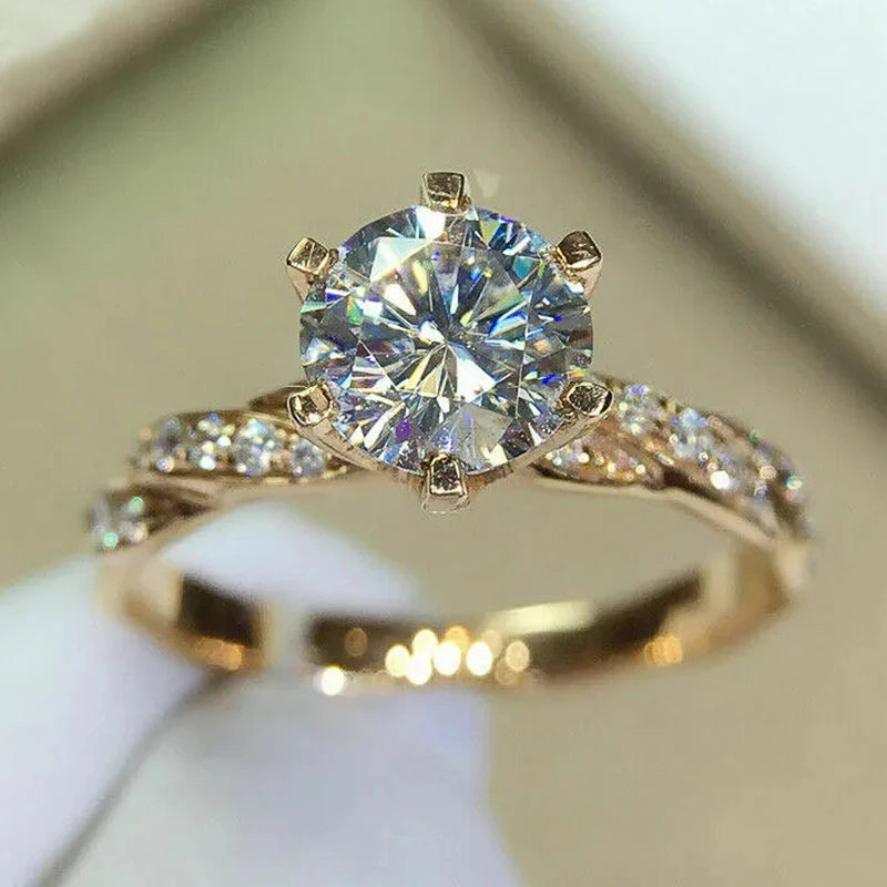 Huitan Classic 6-Claw Cubic Zirconia Ring for Women | Wedding & Engagement Band